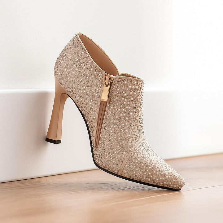 Tacchi Naira