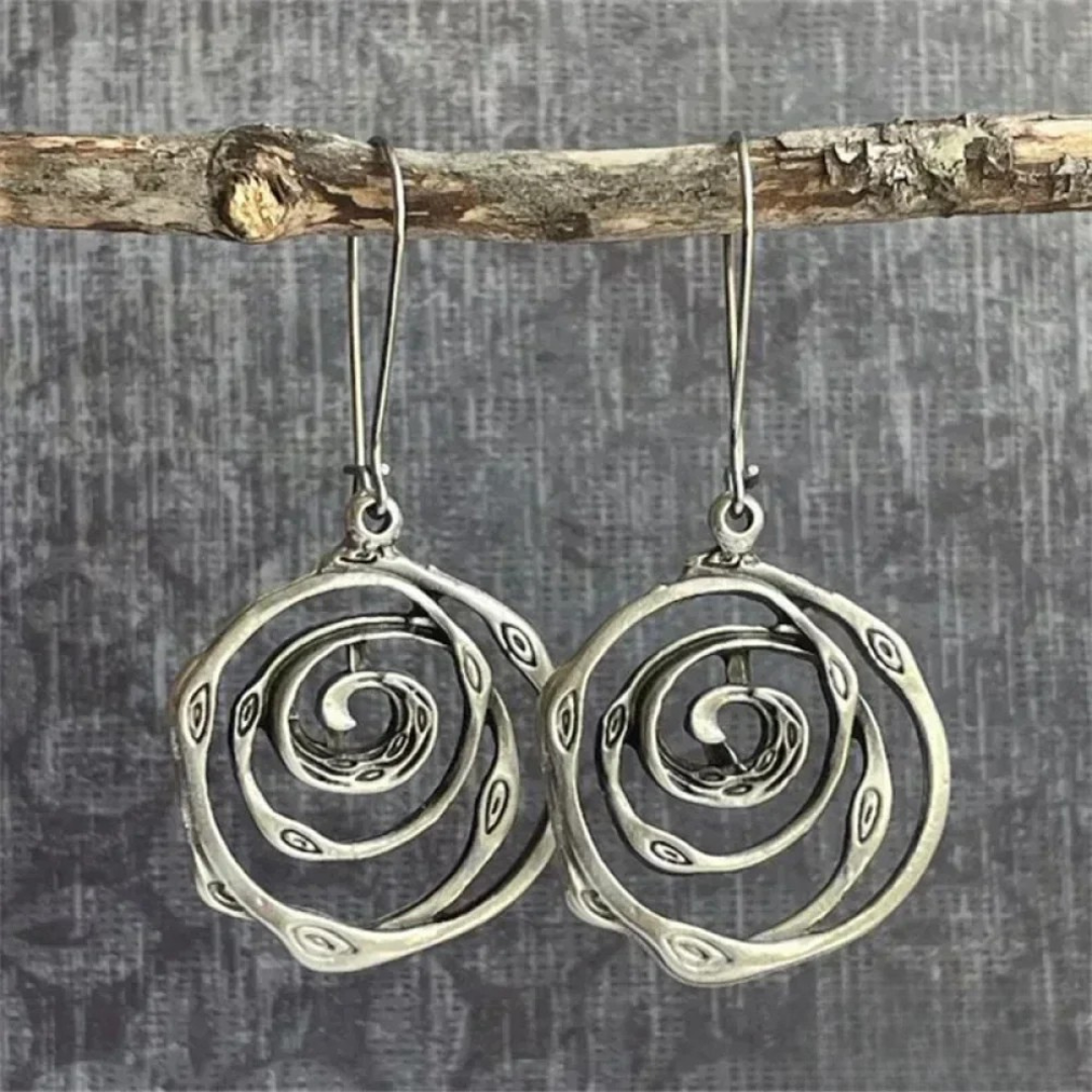 Orecchini in argento labirintico
