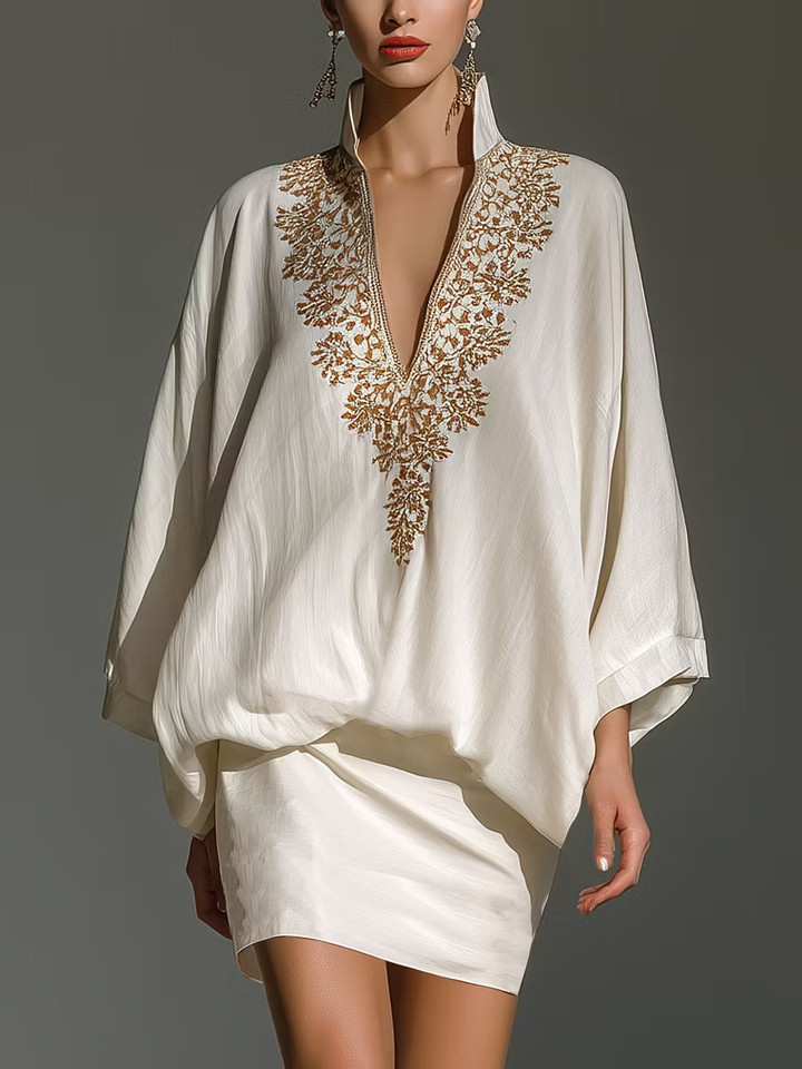 Set gonna mini elegante bianca con scollatura a V