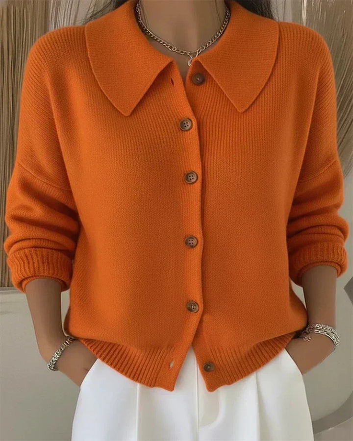 Vespera™ | Cardigan con Collo a Bottone