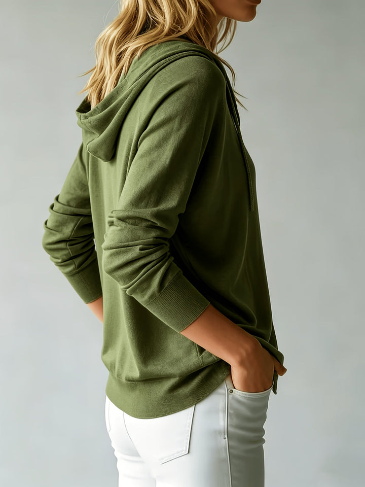 Alessia | Cardigan Verde Militare con Cappuccio e Chiusura a Bottoni