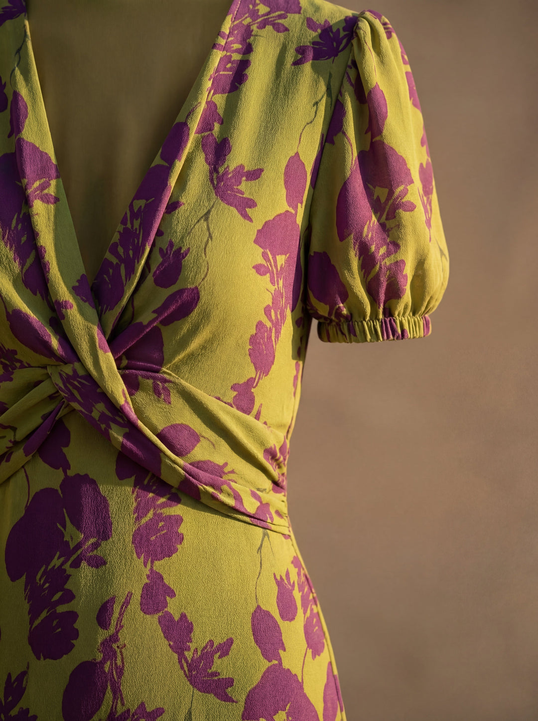 Abito Elegante in Tessuto di Seta - Collezione Maison Claire e Sylvie