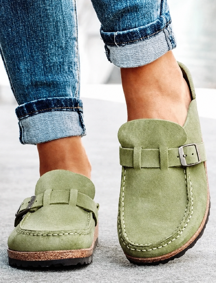 Il Mule in Suede con Fibbia Everyday