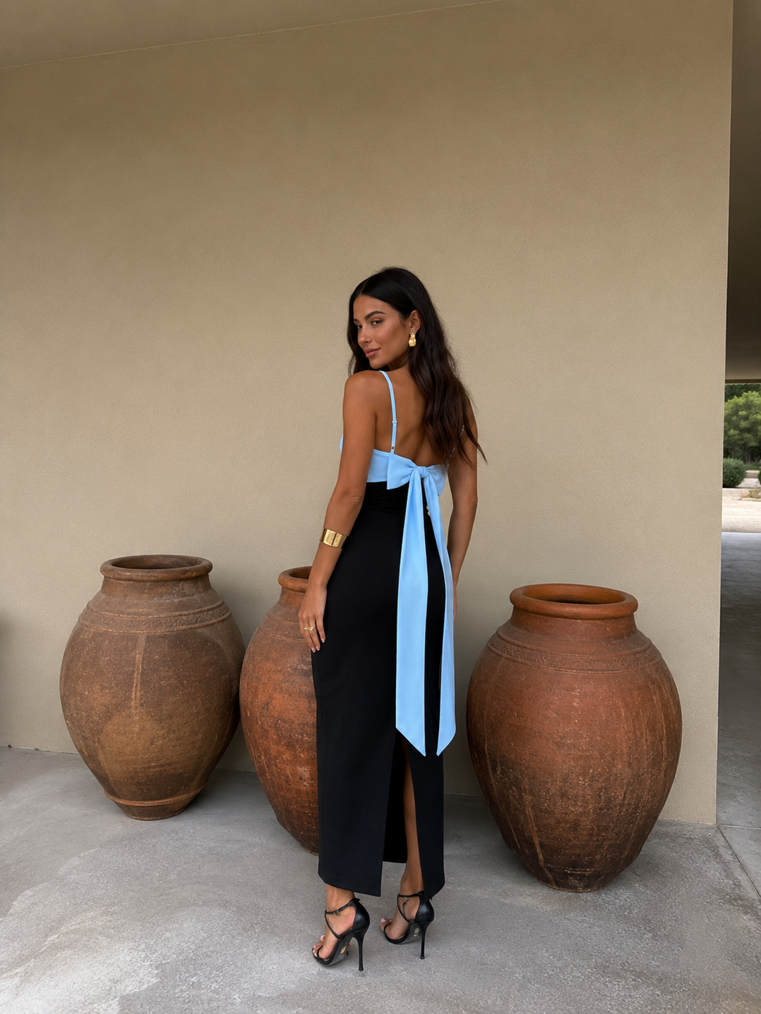 Joanna / Vestito nero e blu
