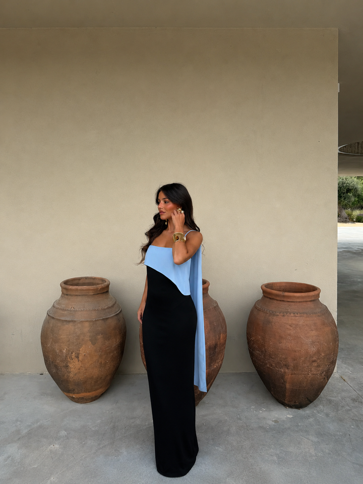 Joanna / Vestito nero e blu