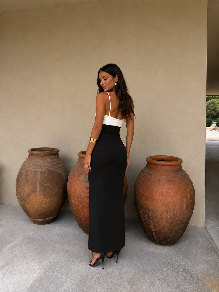 Vanessa / Vestito bianco e nero