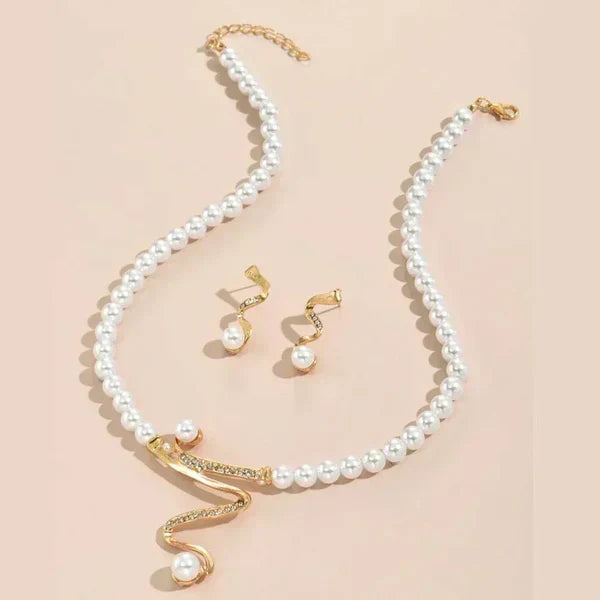 Almudena - Set Collana e Orecchini con Perle Naturali