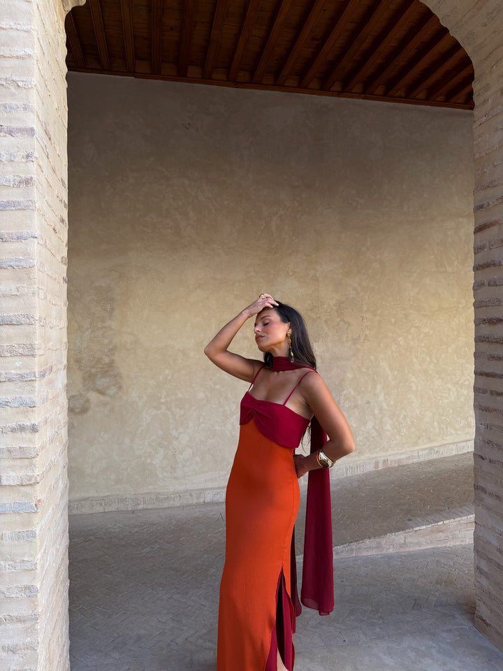 Zahara / Vestito arancione e rosso