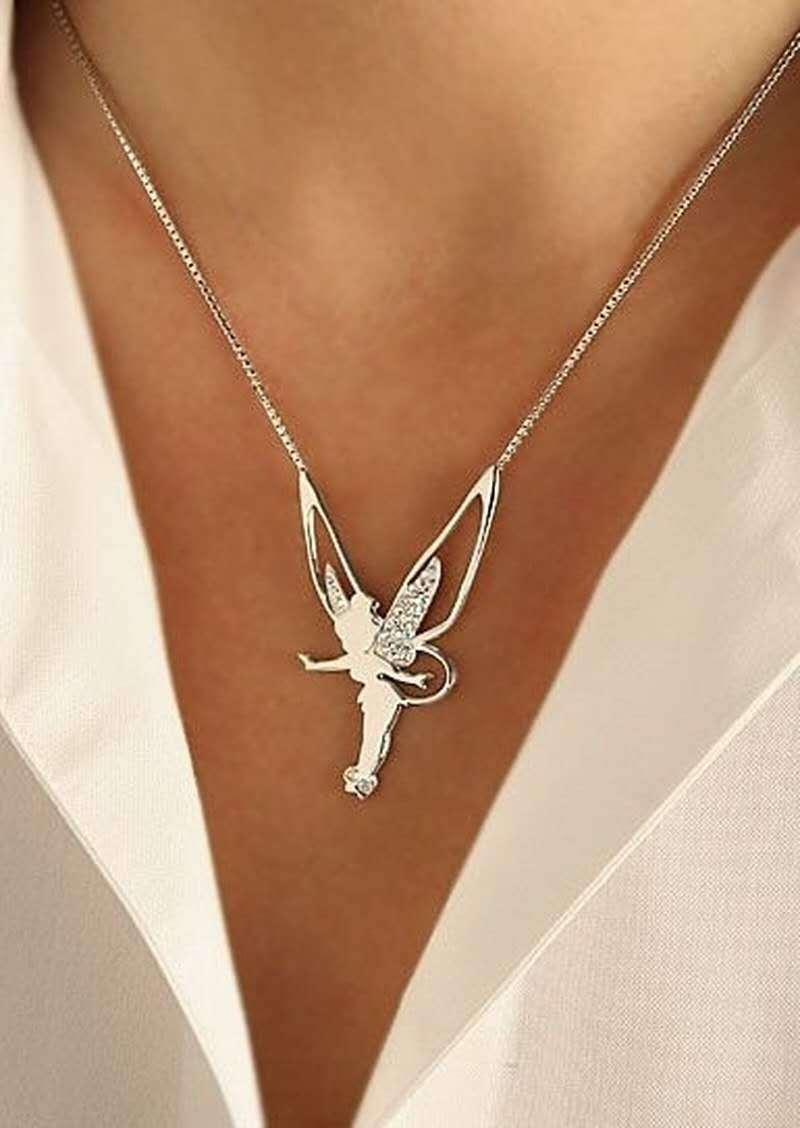 Collana con pendente fata in oro