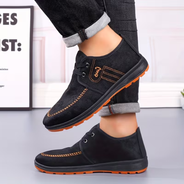 Benito – Scarpa Uomo in Camoscio con Cuciture