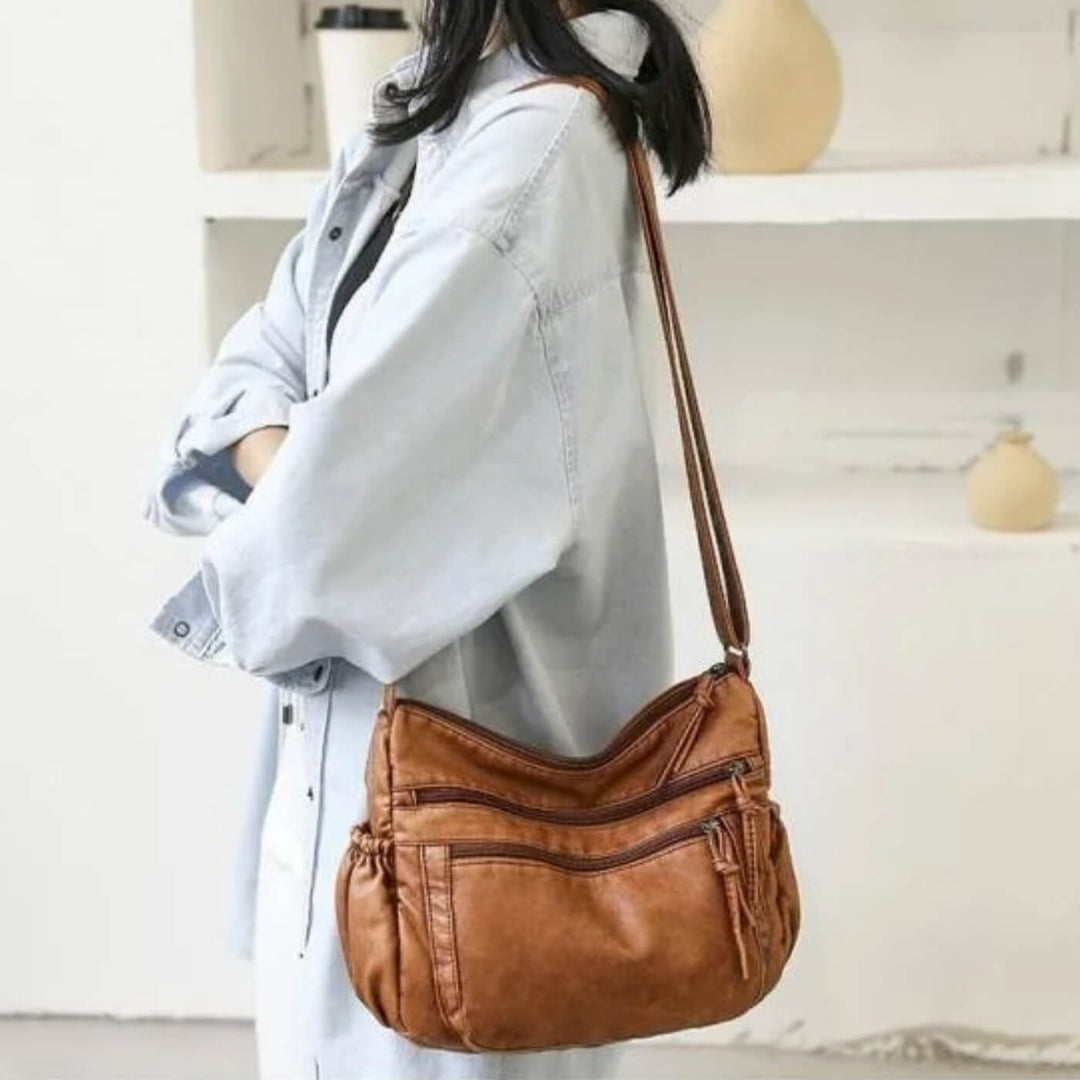 Borsa a Spalla Multi Tasca di Federica