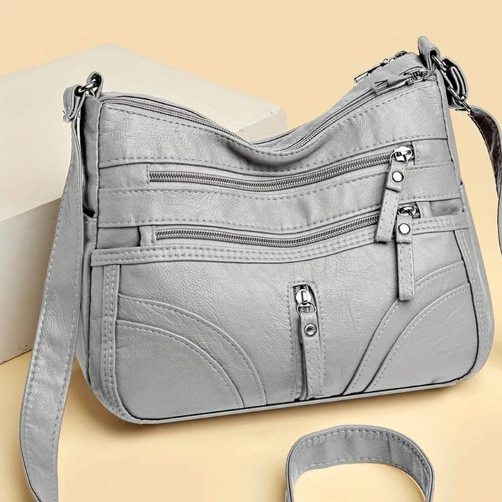 Borsa a Spalla Multi-Pocket di Emanuela