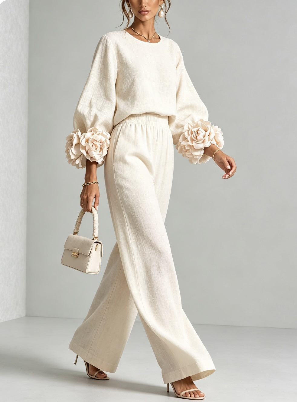 ROSALIE | SET A DUE PEZZI CON POLSINI FLOREALI.