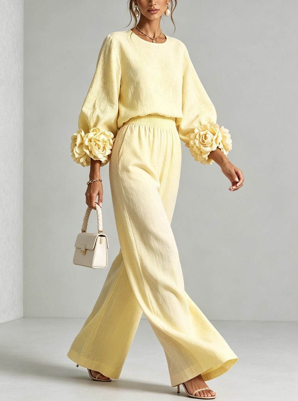 ROSALIE | SET A DUE PEZZI CON POLSINI FLOREALI.
