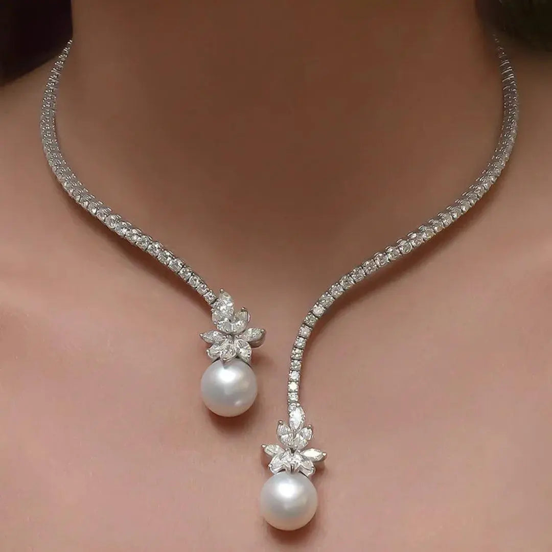Collana elegante brillante con perle in argento sterling