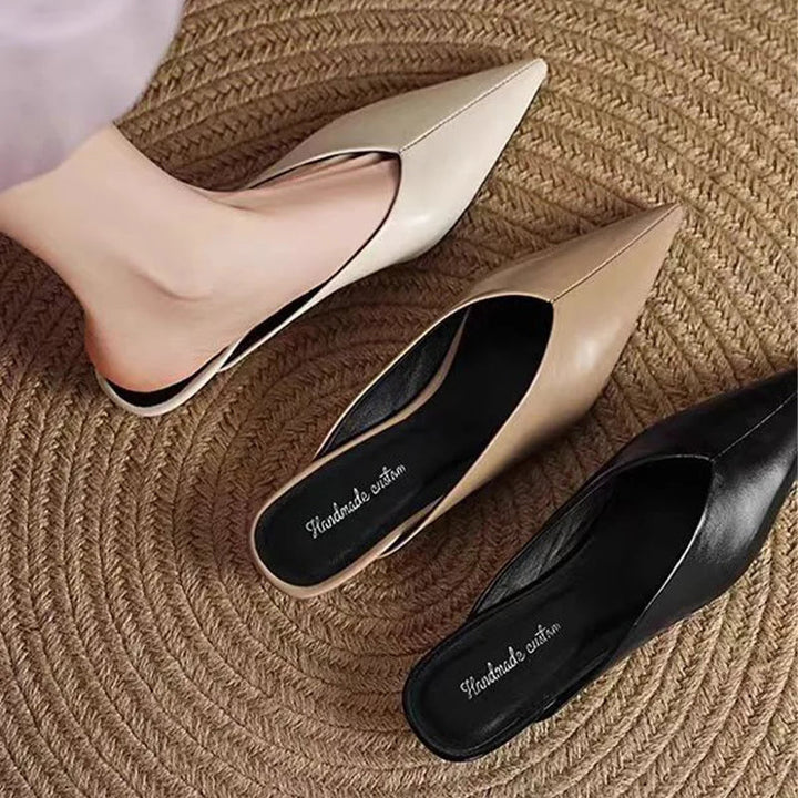 Mules in pelle Eneva
