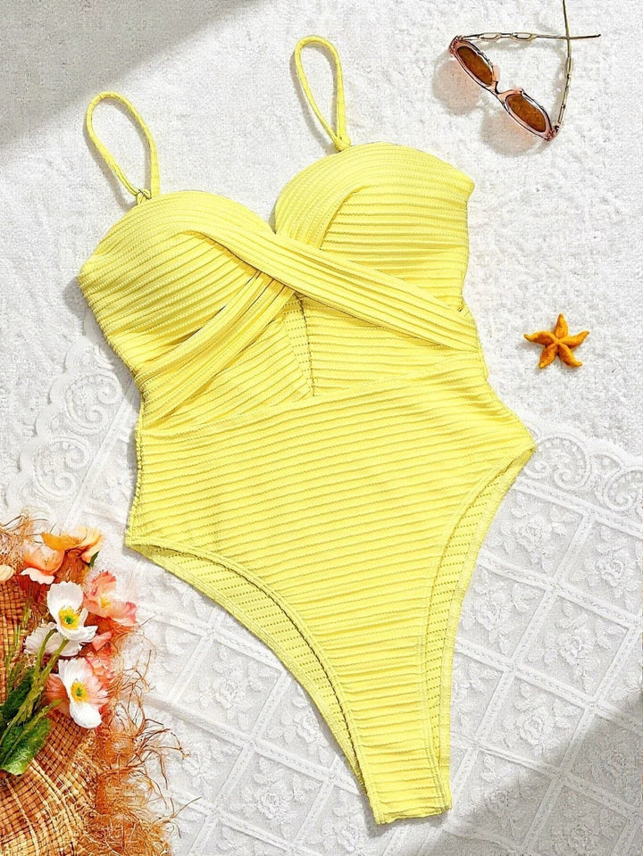 Costume da bagno intero con taglio a incrocio e scollatura