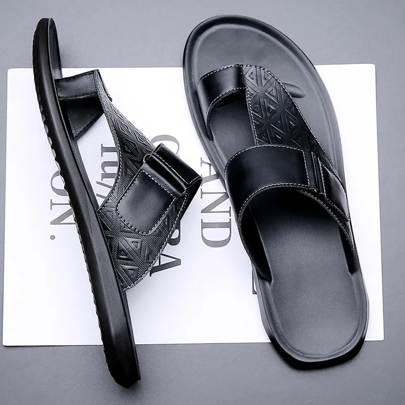 ASTON™ | Sandali in pelle con cinturino tra le dita
