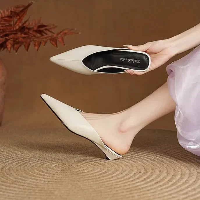 Mules in pelle Eneva