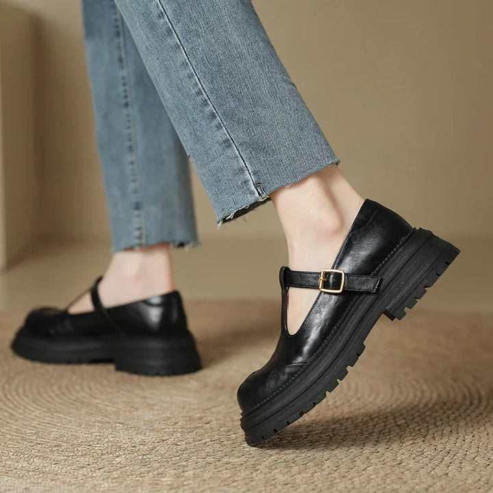 Emilia | Scarpe Mary Jane con Fibbia Dorata