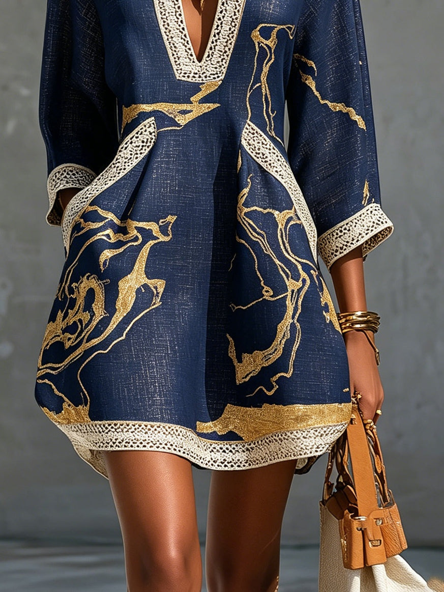 Abito Mini in Pizzo all'Uncinetto con Scollo a V Stampato Oro Blu Navy