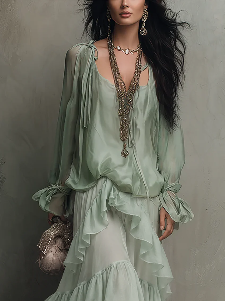 Top in Chiffon Verde Menta con Volant Abbinato a un Set di Gonna a Strati