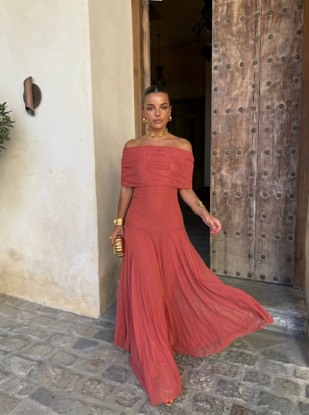 Irene / Vestito elegante senza spalline in rete