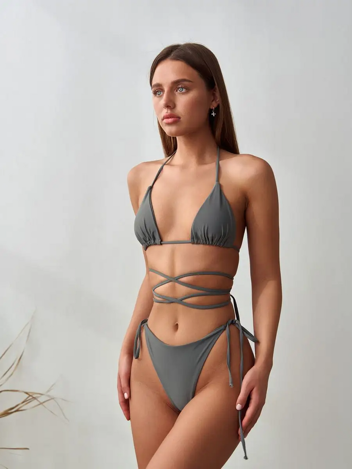 Azura – Bikini con dettagli incrociati