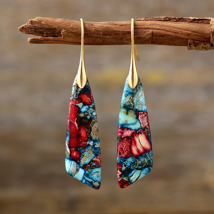Orecchini con pietre multicolori