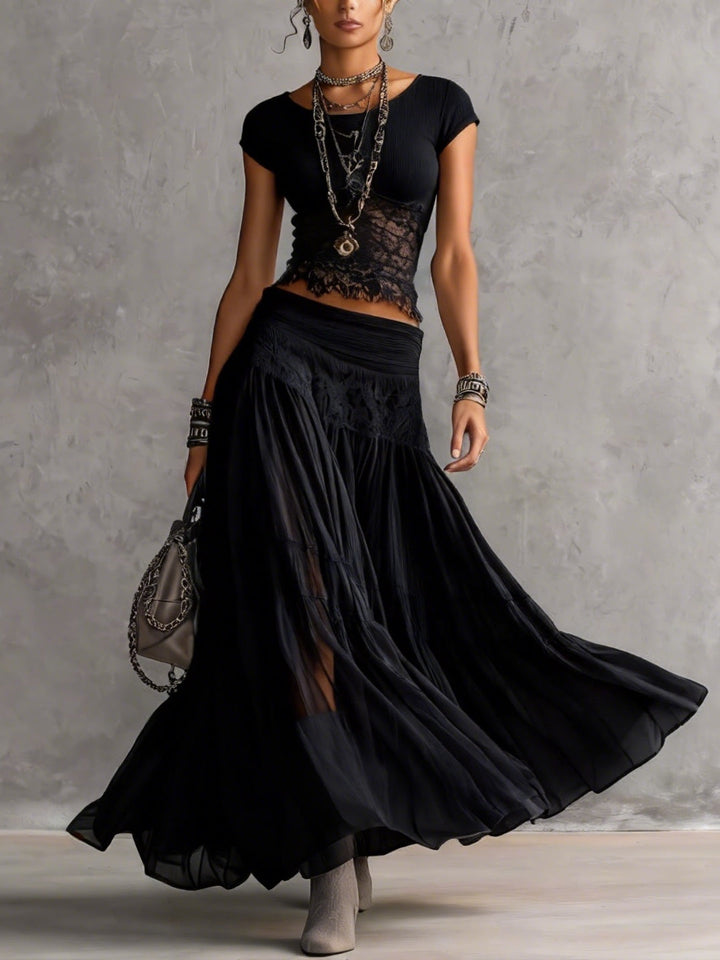Top Nero in Pizzo Trasparente con Pannelli e Set di Gonna Maxi Plissettata